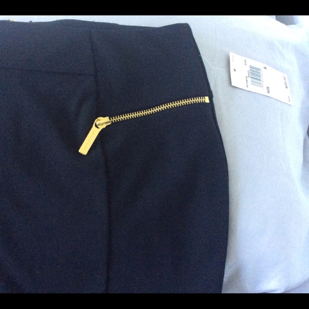 Skirt - Picture 4 of 4